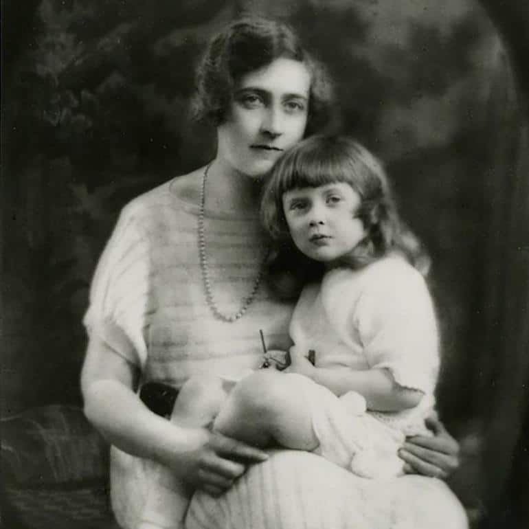 Агата Кристи: Королева детектива и её загадочный мир. Фото №10